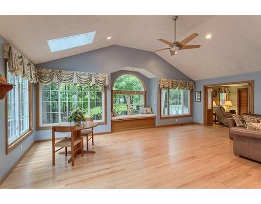 8 Plain Road Westford, MA 01886 - Photo 9 of 26 Gallery Image 9