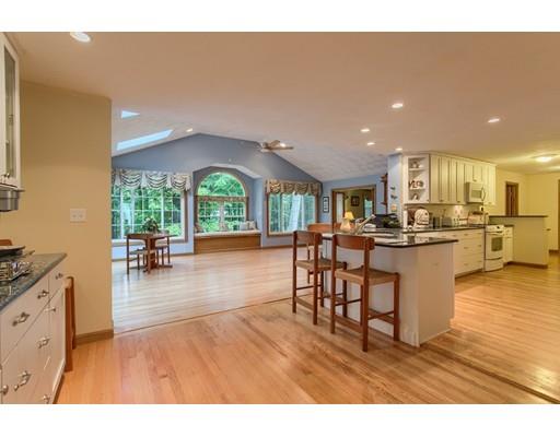 8 Plain Road Westford, MA 01886 - Photo 10 of 26 Gallery Image 10
