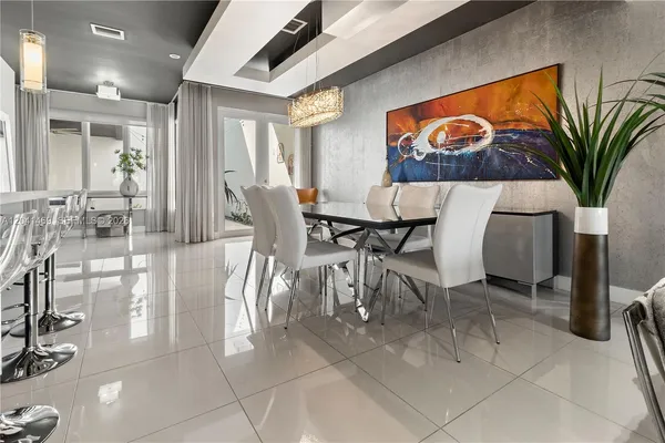 $5,000 | 6306 North W 104th Path, Doral, FL 33178