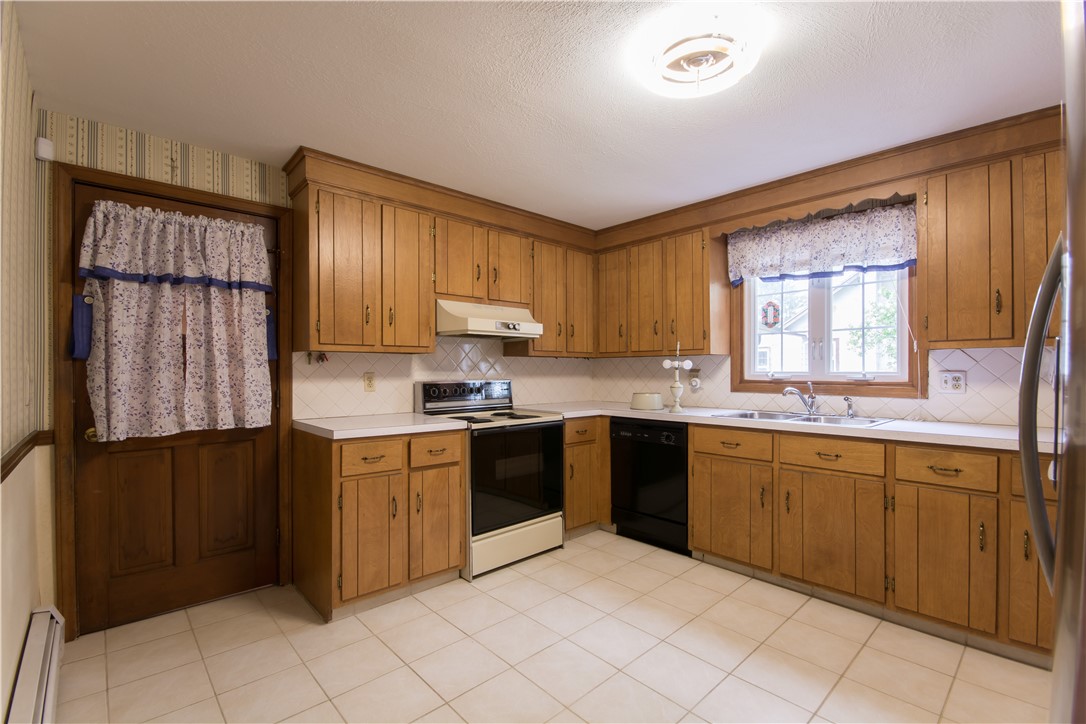 30 Maple Street Warren, RI 02885 - Photo 11 of 30