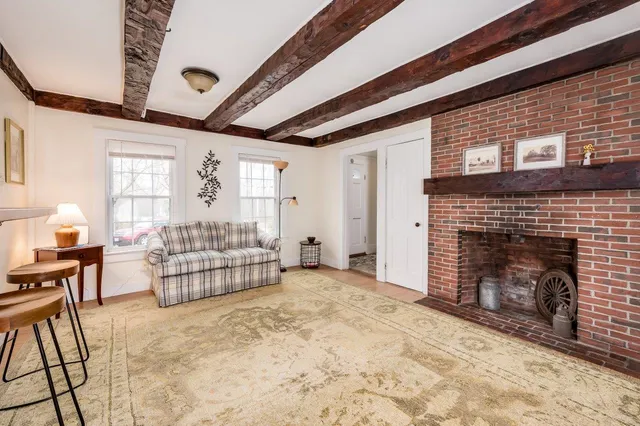 $575,000 | 5 Mcdaniel Road, Barrington, NH 03825