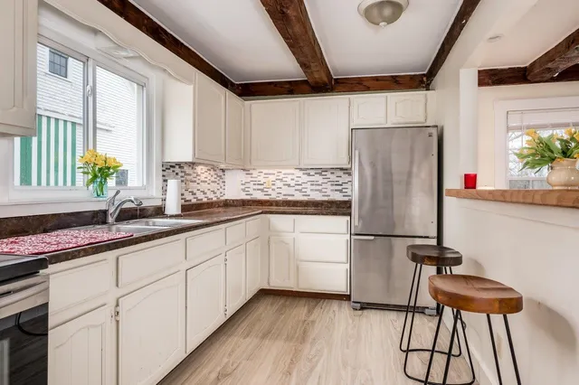 $575,000 | 5 Mcdaniel Road, Barrington, NH 03825