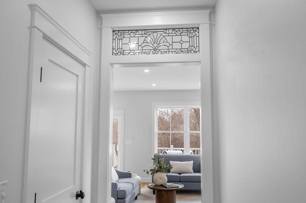 46 Beach Road Salisbury, MA 01952 - Photo 4 of 41