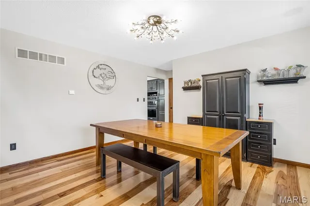 $489,900 | 3805 Olde Mill Drive, Byrnes Mill, MO 63051