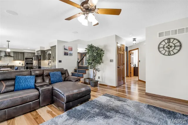 $489,900 | 3805 Olde Mill Drive, Byrnes Mill, MO 63051