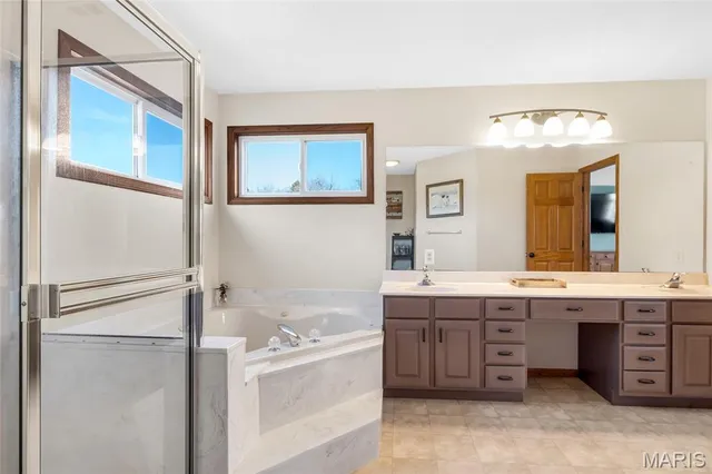 $489,900 | 3805 Olde Mill Drive, Byrnes Mill, MO 63051