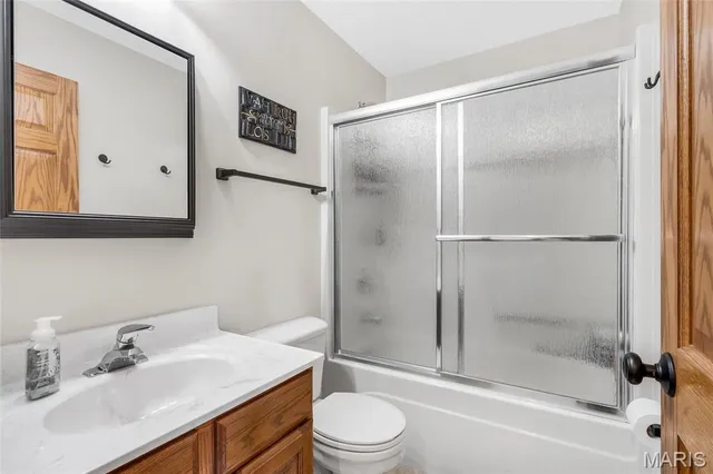 $489,900 | 3805 Olde Mill Drive, Byrnes Mill, MO 63051