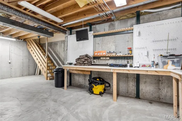 $489,900 | 3805 Olde Mill Drive, Byrnes Mill, MO 63051