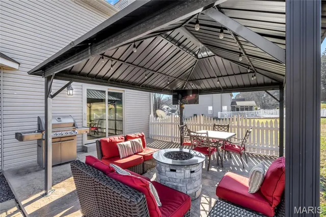 $489,900 | 3805 Olde Mill Drive, Byrnes Mill, MO 63051