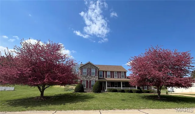 $489,900 | 3805 Olde Mill Drive, Byrnes Mill, MO 63051