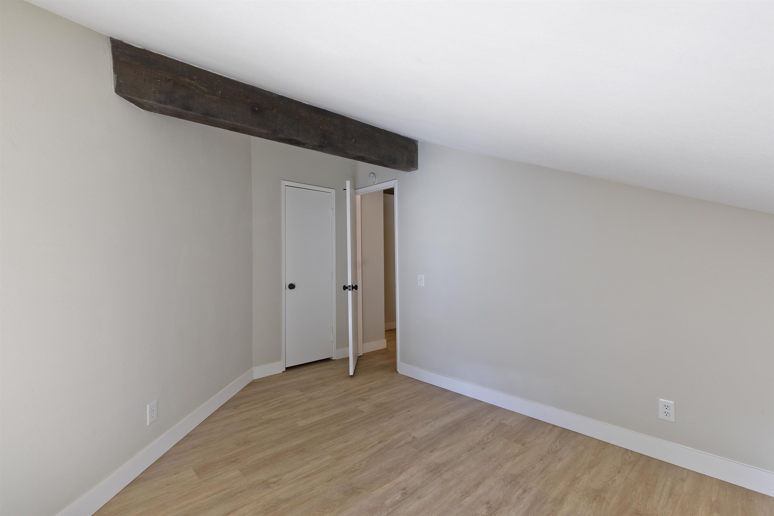 362 Old Mammoth Road, Unit 58 Mammoth Lakes, CA 93546 - Photo 15 of 26 a view of an empty room