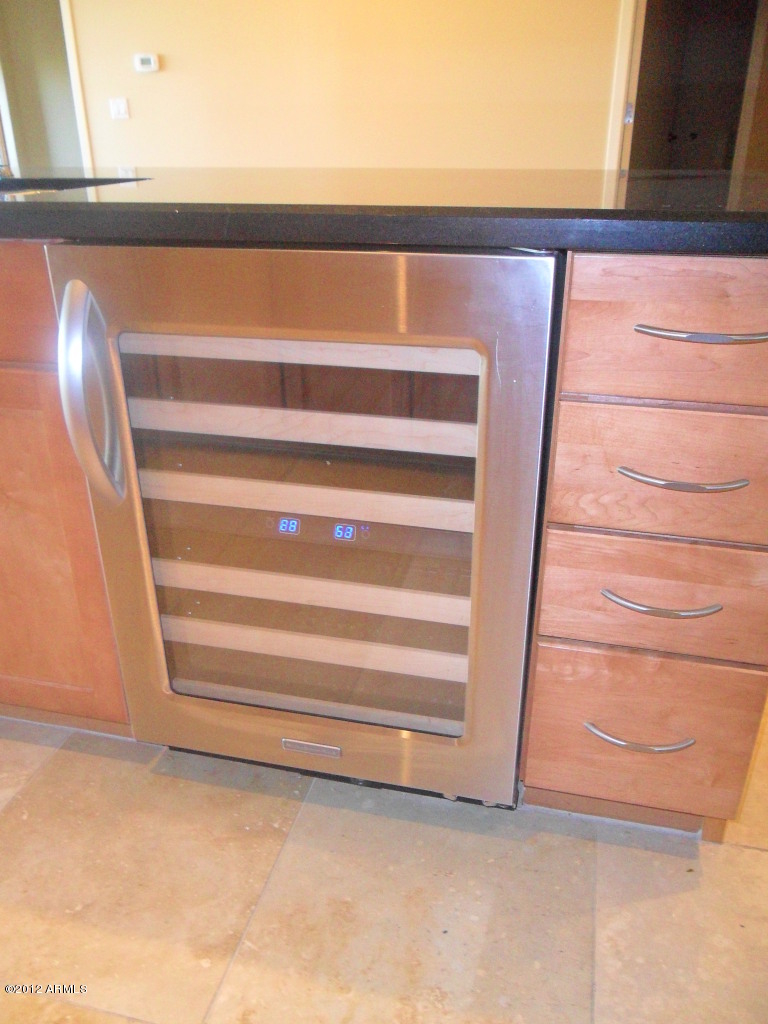 208 West Portland Street, Unit 458 Phoenix, AZ 85003 - Photo 4 of 20 Wine Refrigerator