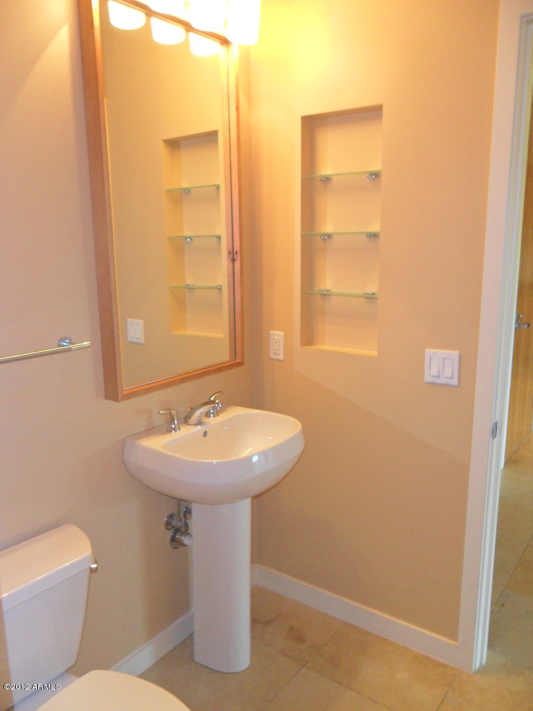208 West Portland Street, Unit 458 Phoenix, AZ 85003 - Photo 8 of 20 Powder Room