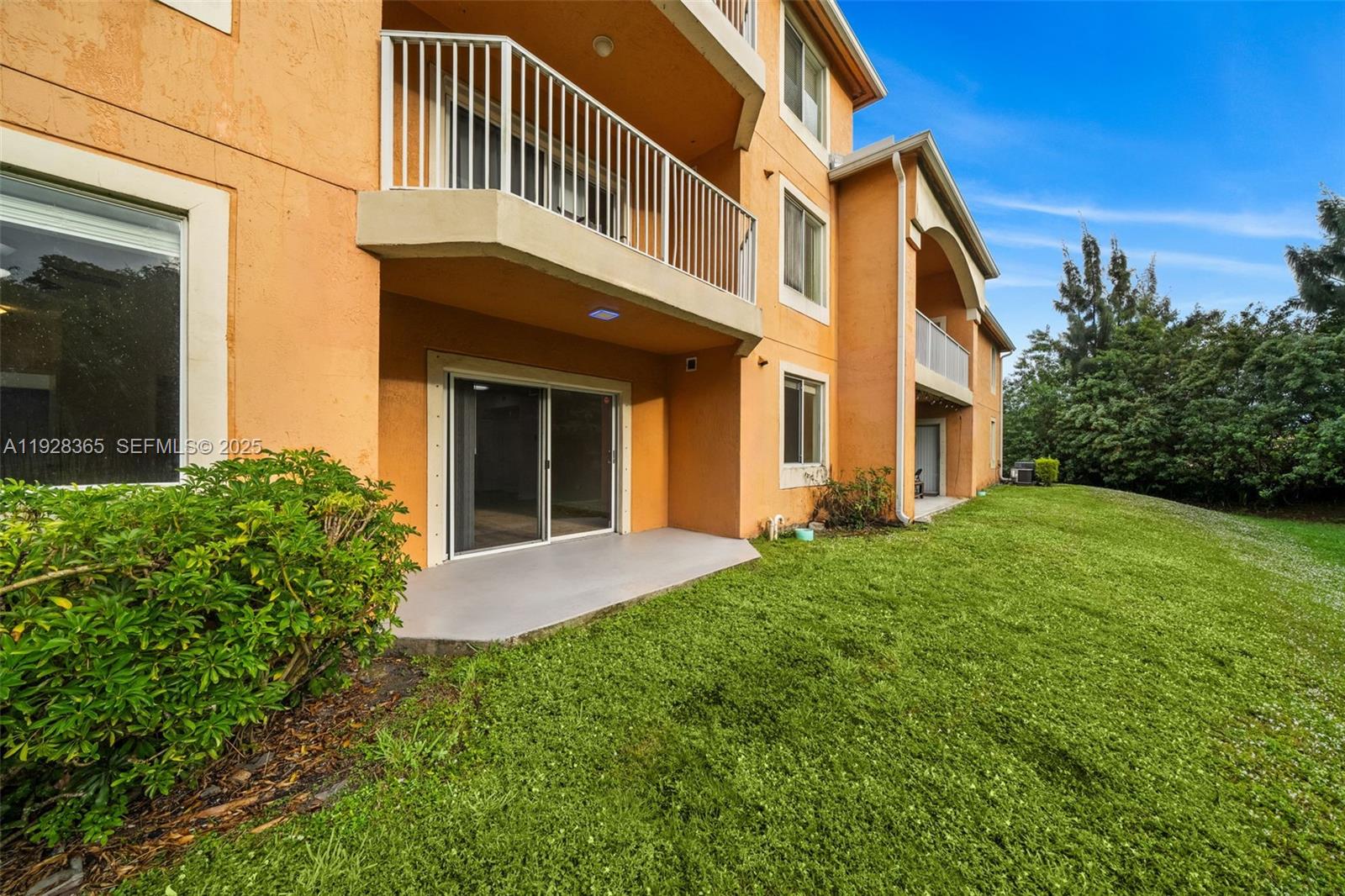 6976 Southwest 39th Street, Unit G102 Davie, FL 33314 - Photo 20 of 21