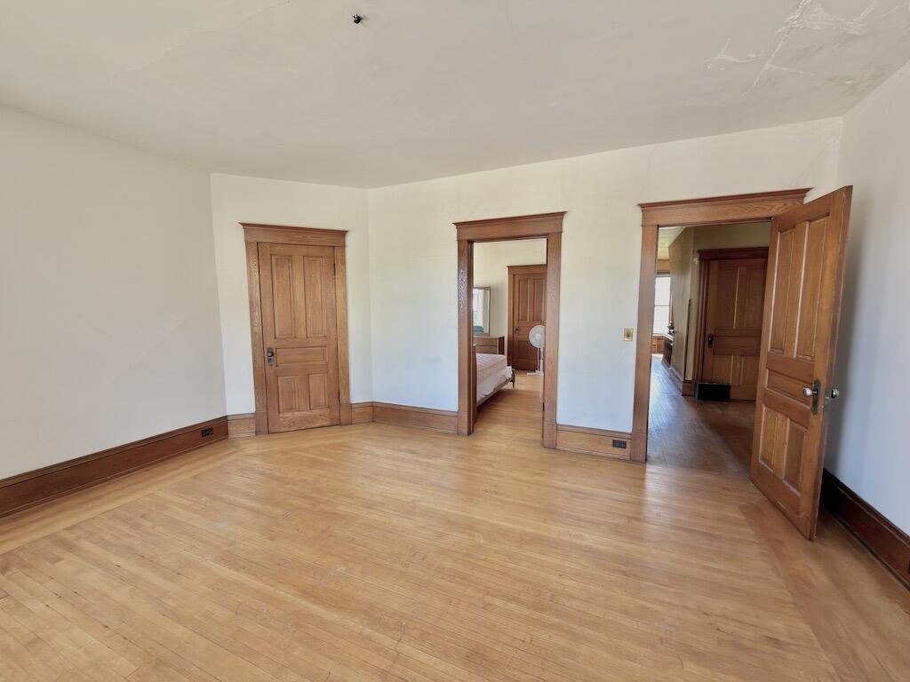339 2nd Street Manistee, MI 49660 - Photo 38 of 45