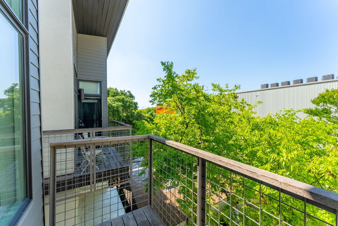 1702 South Lamar Boulevard, Unit 27 Austin, TX 78704 - Photo 8 of 20 View of balcony