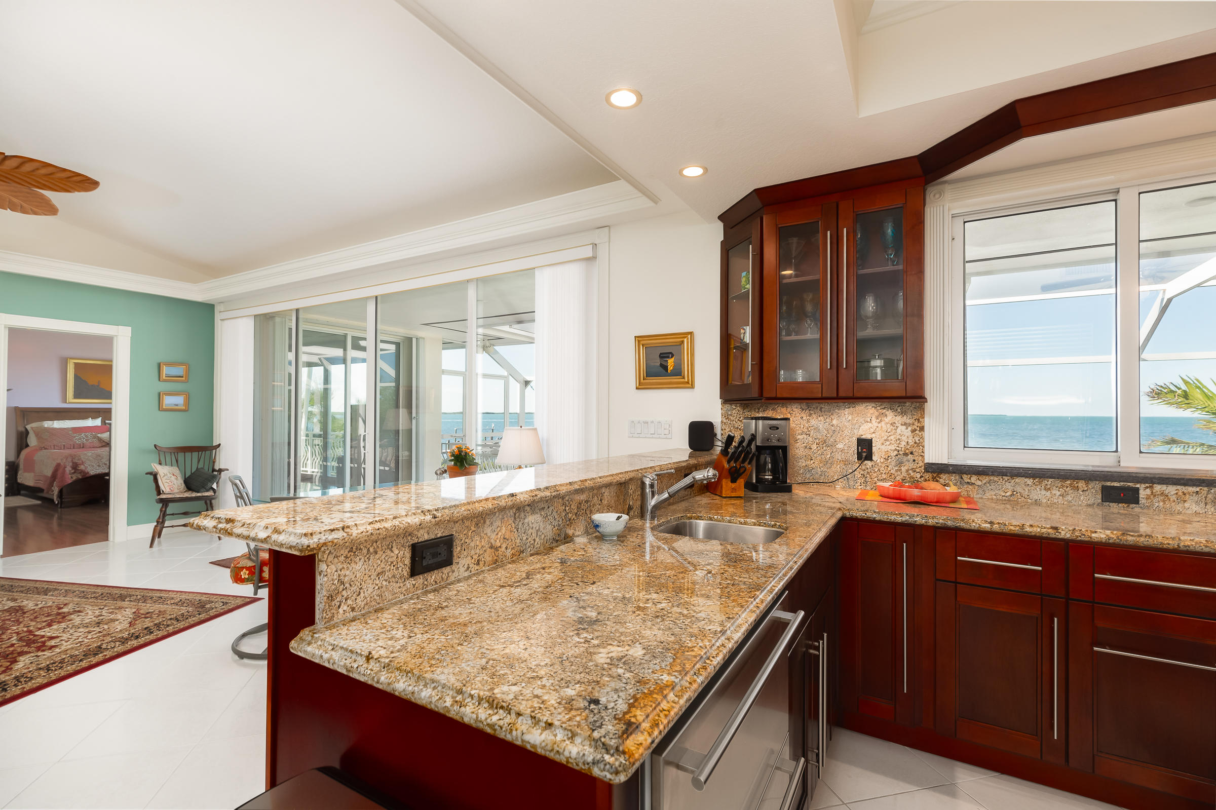 79 Mutiny Place Key Largo, FL 33037 - Photo 32 of 44 Kitchen to living room