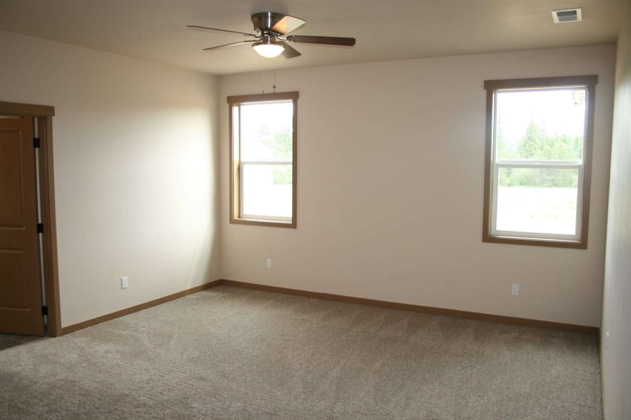 12020 East Nelson Road Elk, WA 99009 - Photo 11 of 20