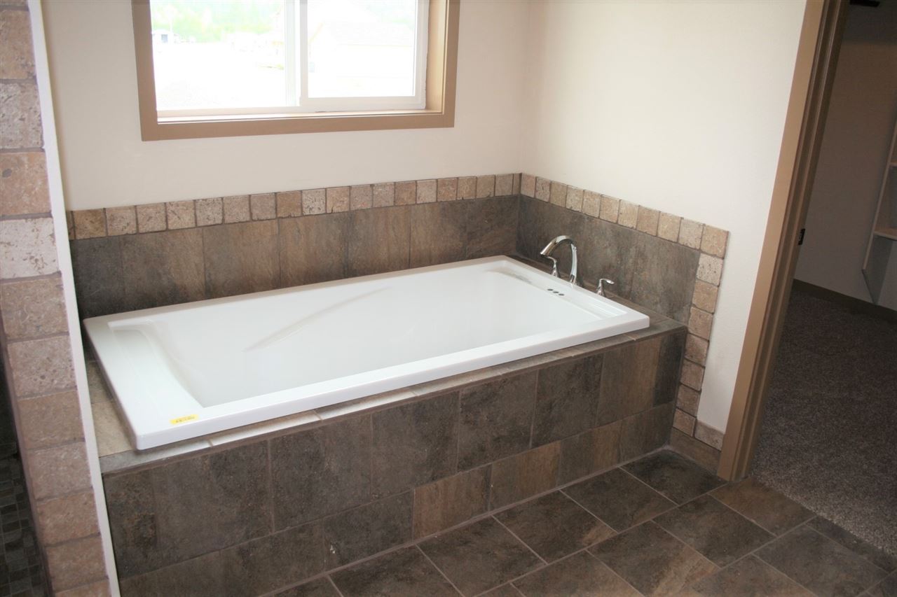 12020 East Nelson Road Elk, WA 99009 - Photo 15 of 20