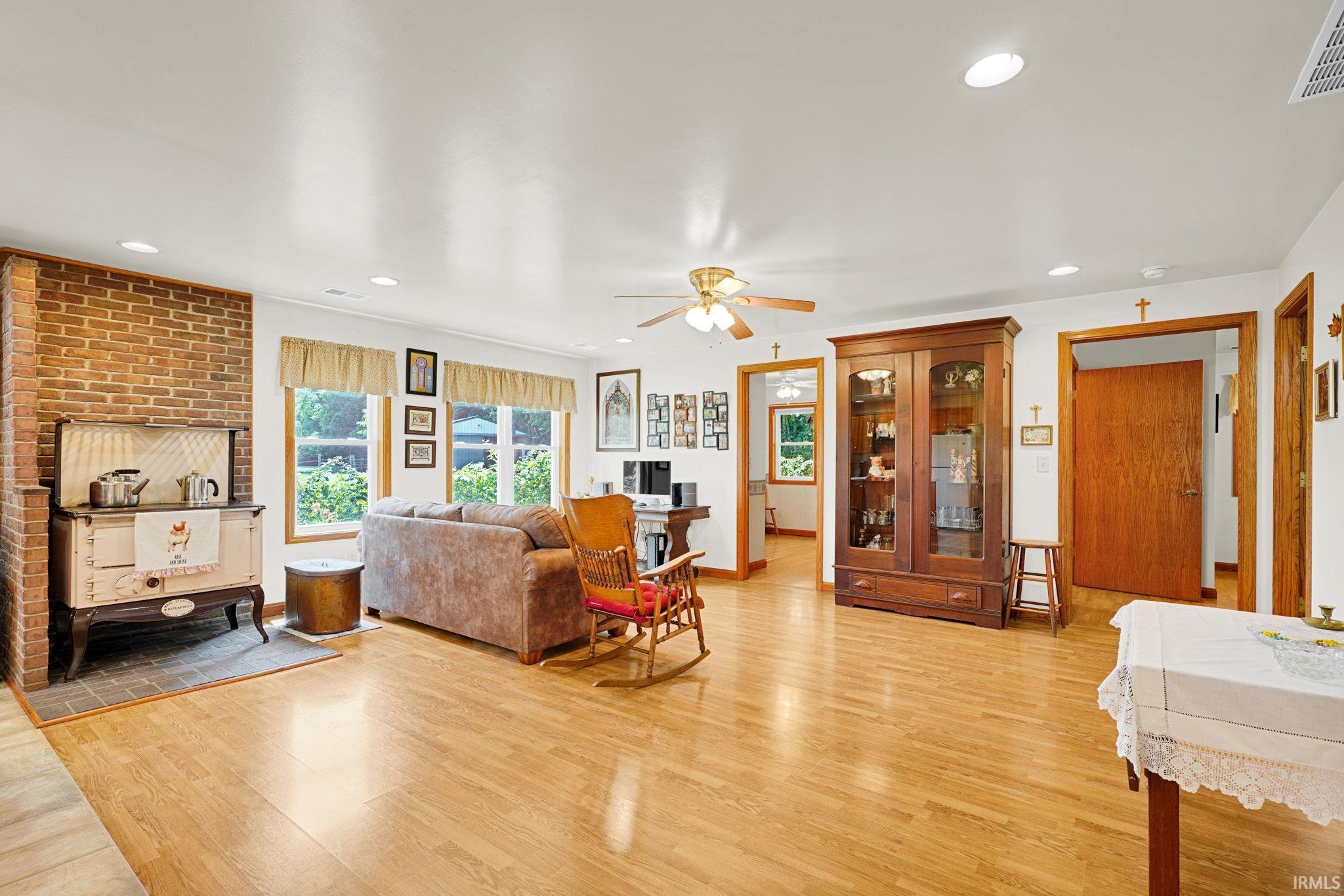4800 Shireman Road Poseyville, IN 47633 - Photo 12 of 46