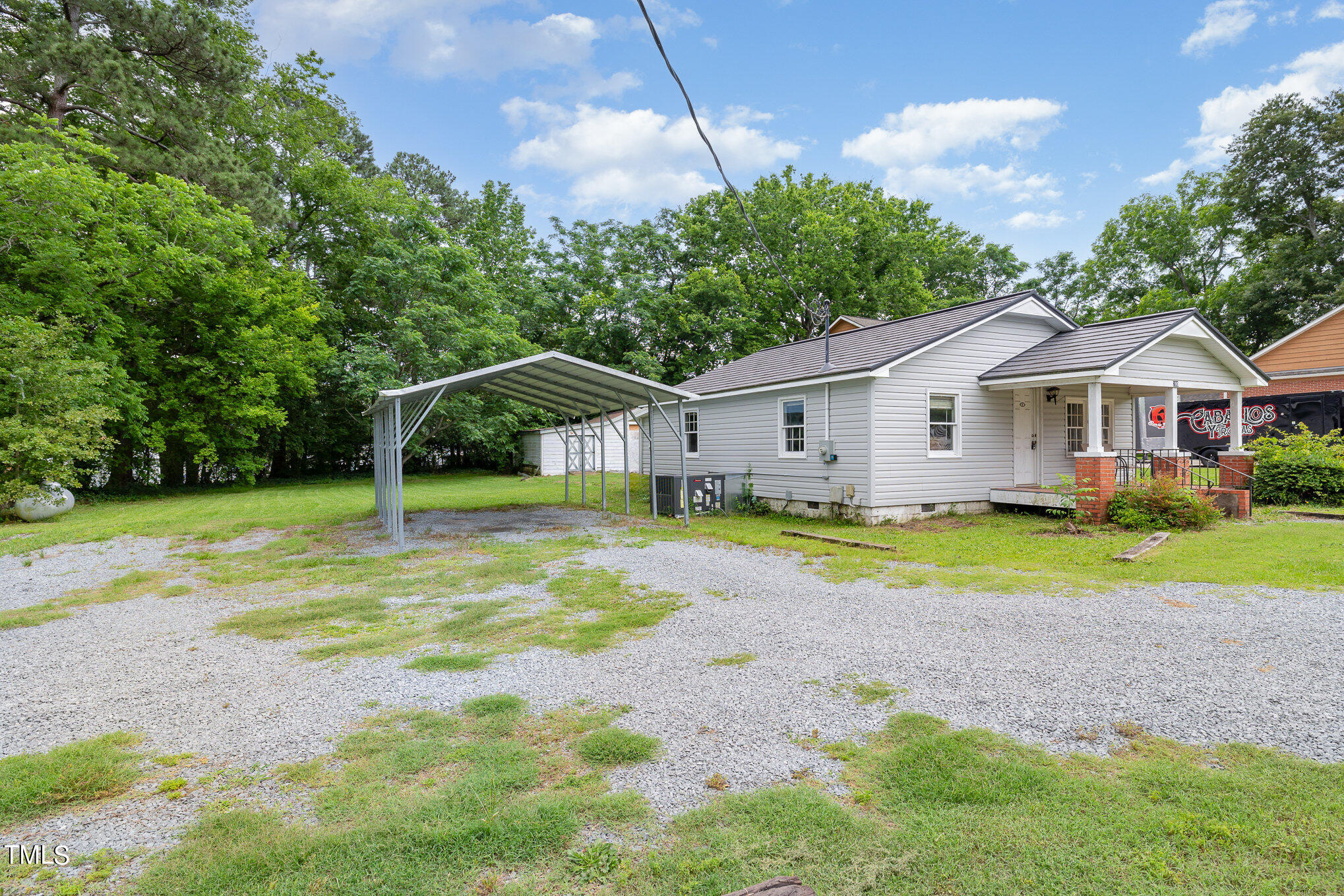 200 Galilee Road Smithfield, NC 27577 - Photo 3 of 24 003_img_2016-edit
