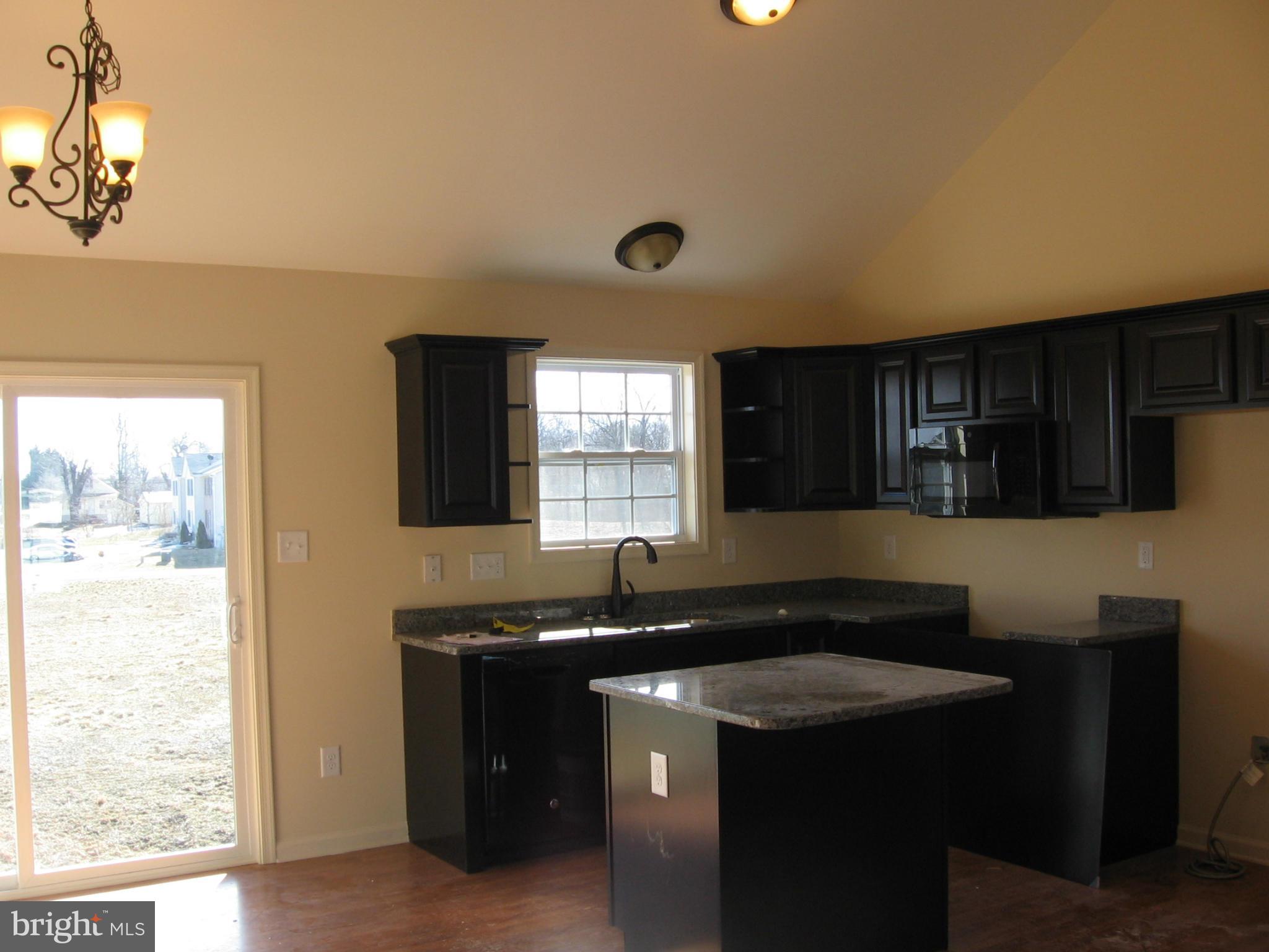 18 Job Road Inwood, WV 25428 - Photo 2 of 9 Kitchen