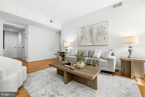 $275,000 | 1763 Columbia Road Northwest, Unit 409, Washington, DC 20009