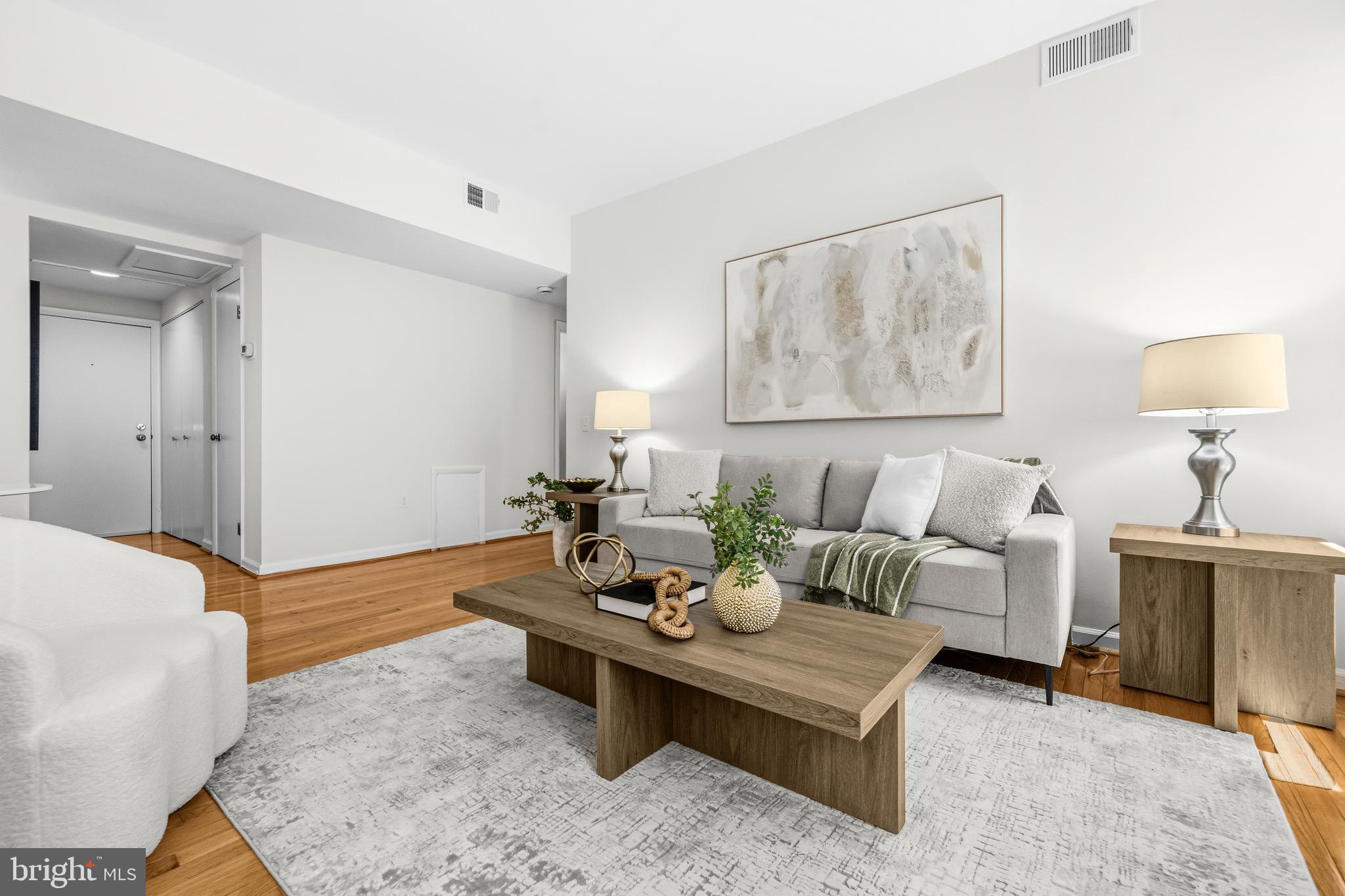 1763 Columbia Road Northwest, Unit 409 Washington, DC 20009 - Photo 8 of 20