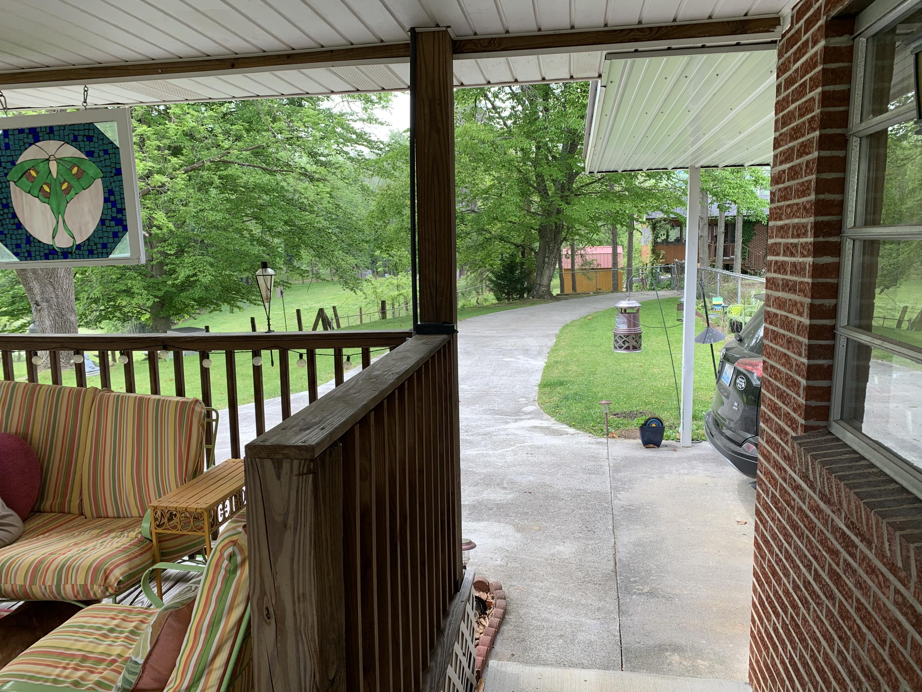 125 Alpine Road Middlesboro, KY 40965 - Photo 8 of 27 KING 3