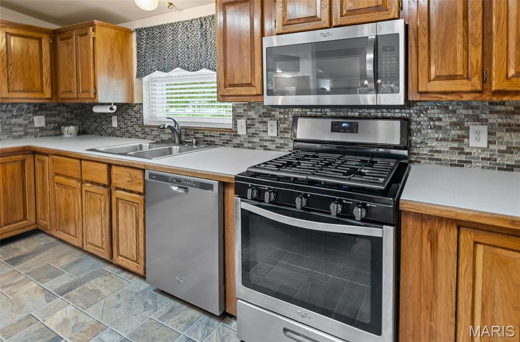 1236 South Clinton Road Caseyville, IL 62232 - Photo 23 of 58