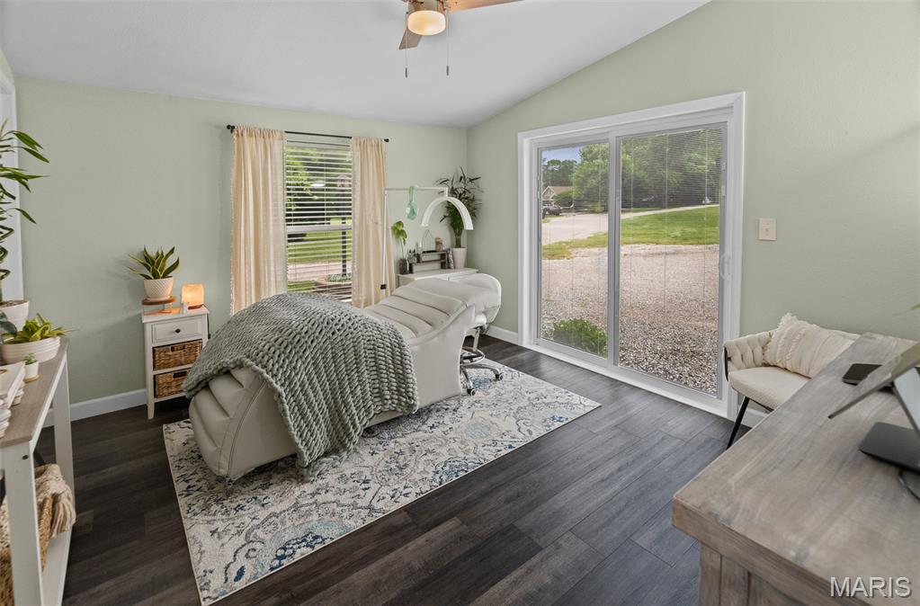 1236 South Clinton Road Caseyville, IL 62232 - Photo 4 of 58