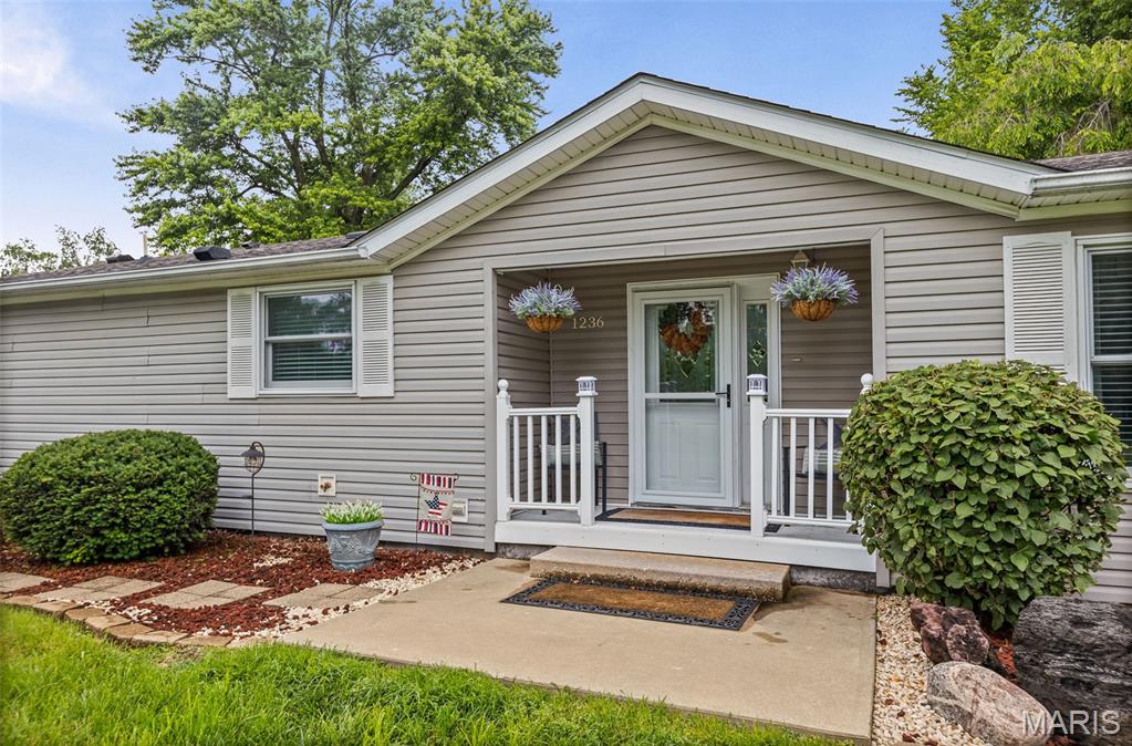 1236 South Clinton Road Caseyville, IL 62232 - Photo 9 of 58
