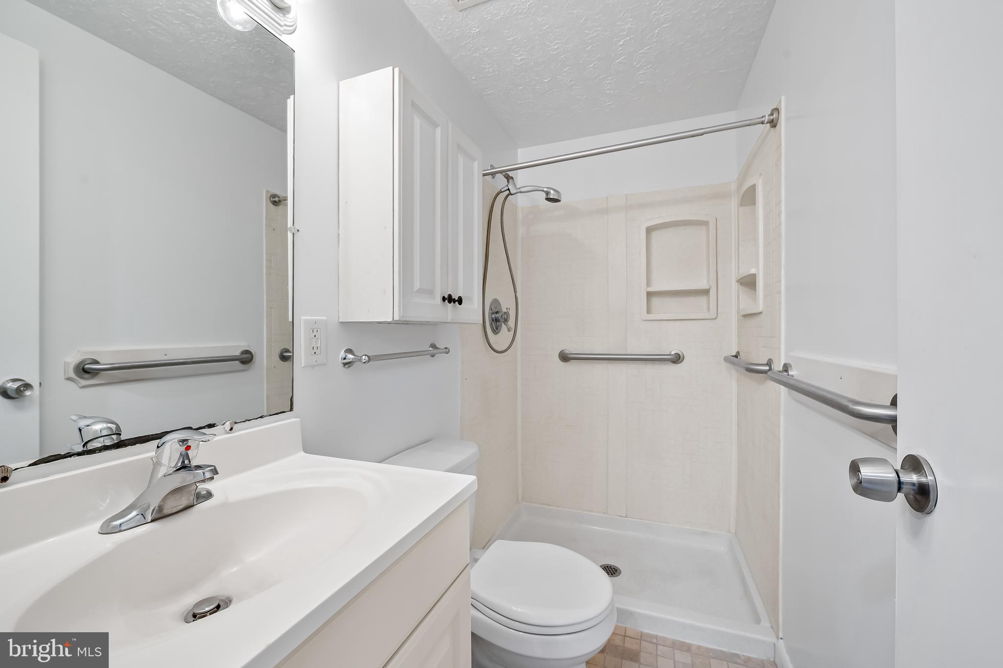 6439 Wilben Road Linthicum Heights, MD 21090 - Photo 23 of 35 Attached primary bath with shower.