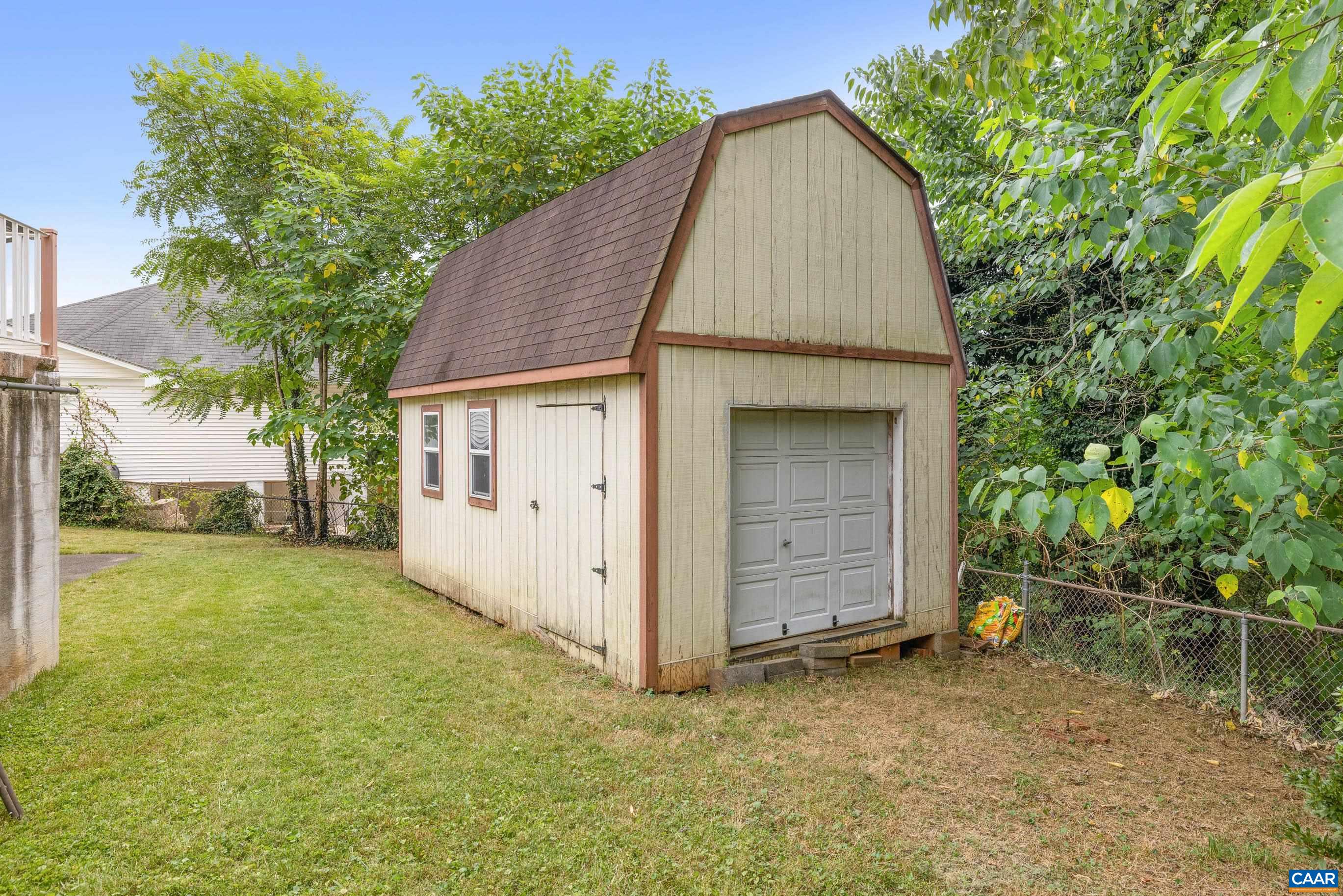 408 Carlton Road Charlottesville, VA 22902 - Photo 4 of 28 a house with a yard