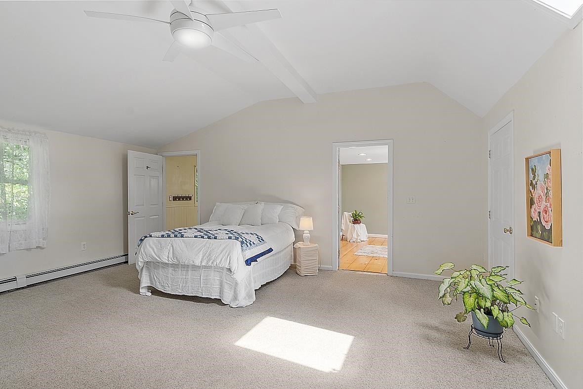 156 Kensington Road Hampton Falls, NH 03844 - Photo 11 of 33 Gallery Image 11
