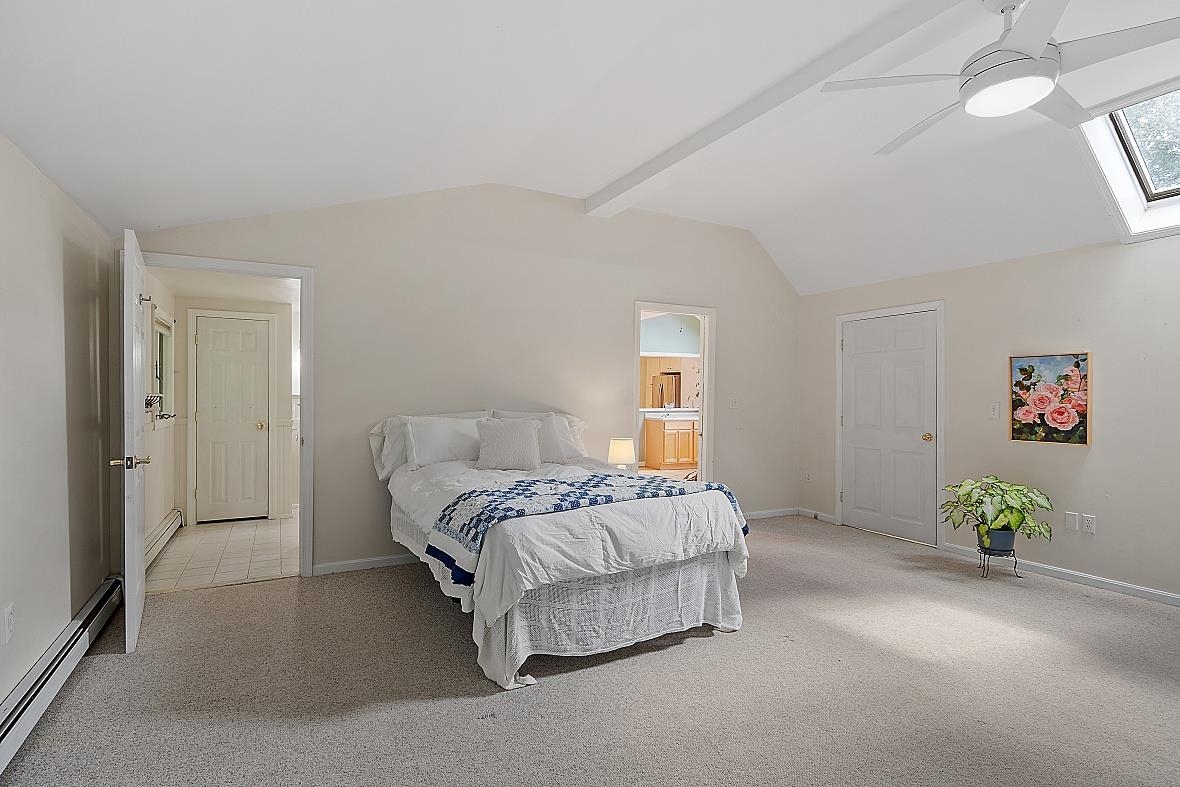 156 Kensington Road Hampton Falls, NH 03844 - Photo 12 of 33 Gallery Image 12