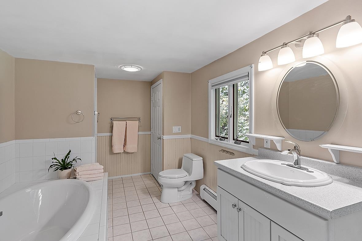 156 Kensington Road Hampton Falls, NH 03844 - Photo 16 of 33 Gallery Image 16