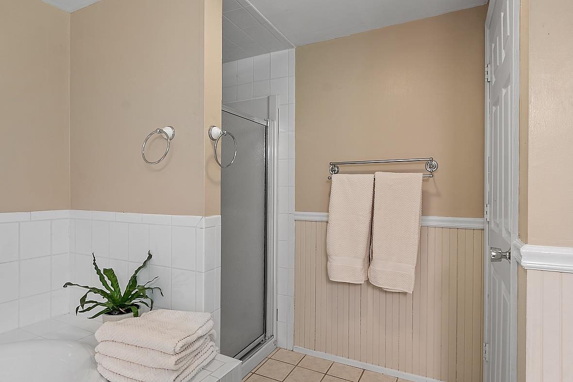 156 Kensington Road Hampton Falls, NH 03844 - Photo 17 of 33 Gallery Image 17
