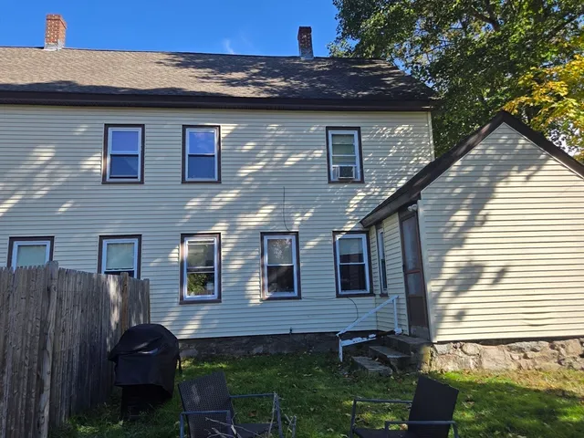 $2,700 | 206 Central Street, Unit 1, Acton, MA 01720