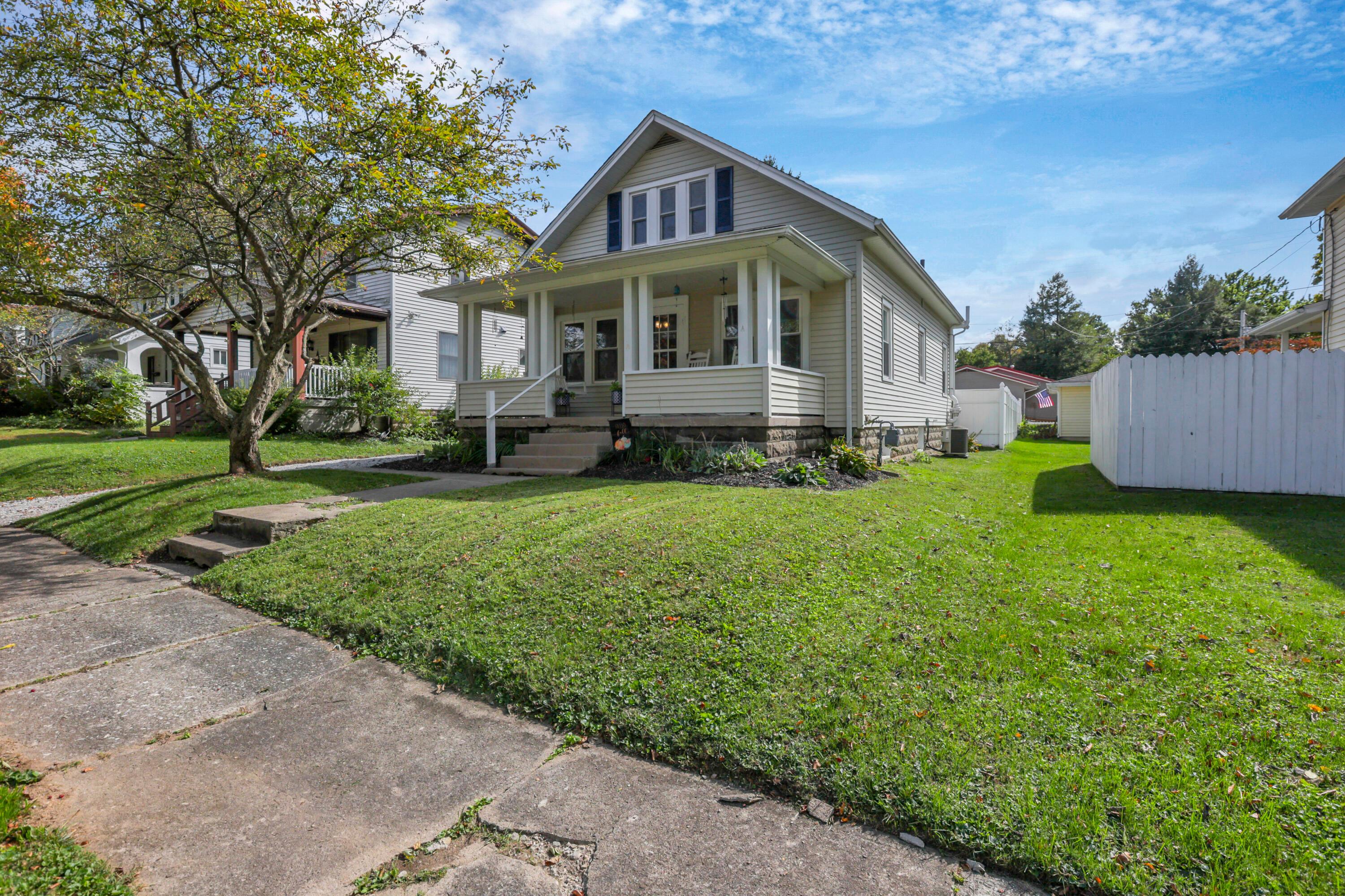 269 Rugg Avenue Newark, OH 43055 - Photo 45 of 52 Walkway