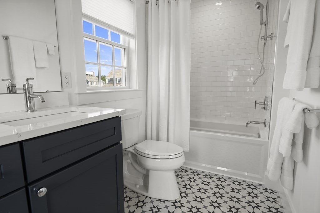 71 Cliff Road Nantucket, MA 02554 - Photo 10 of 20 Gallery Image 10