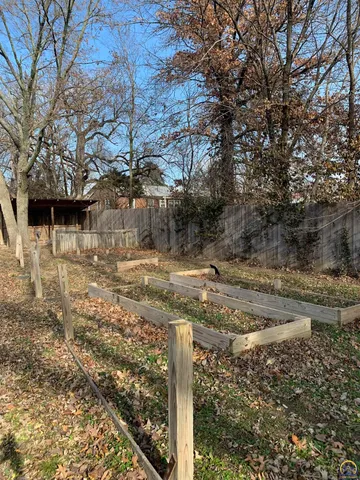 $415,000 | 1767 Road 190, Emporia, KS 66801