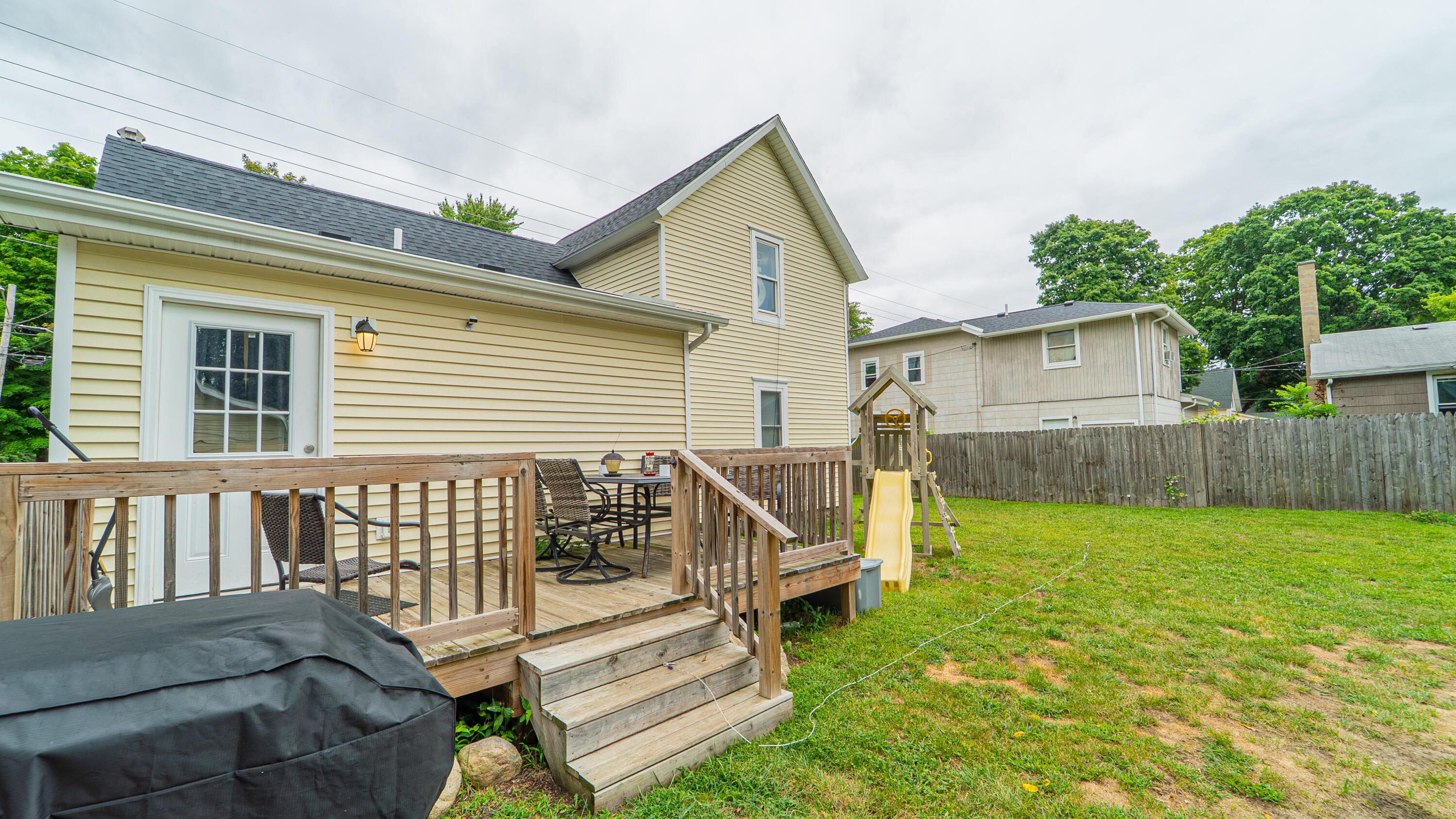 208 East Prairie Ronde Street Dowagiac, MI 49047 - Photo 21 of 24 Back of House