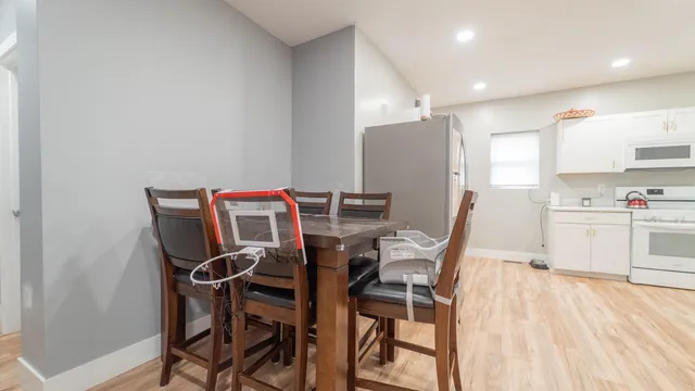 $205,000 | 208 East Prairie Ronde Street, Dowagiac, MI 49047