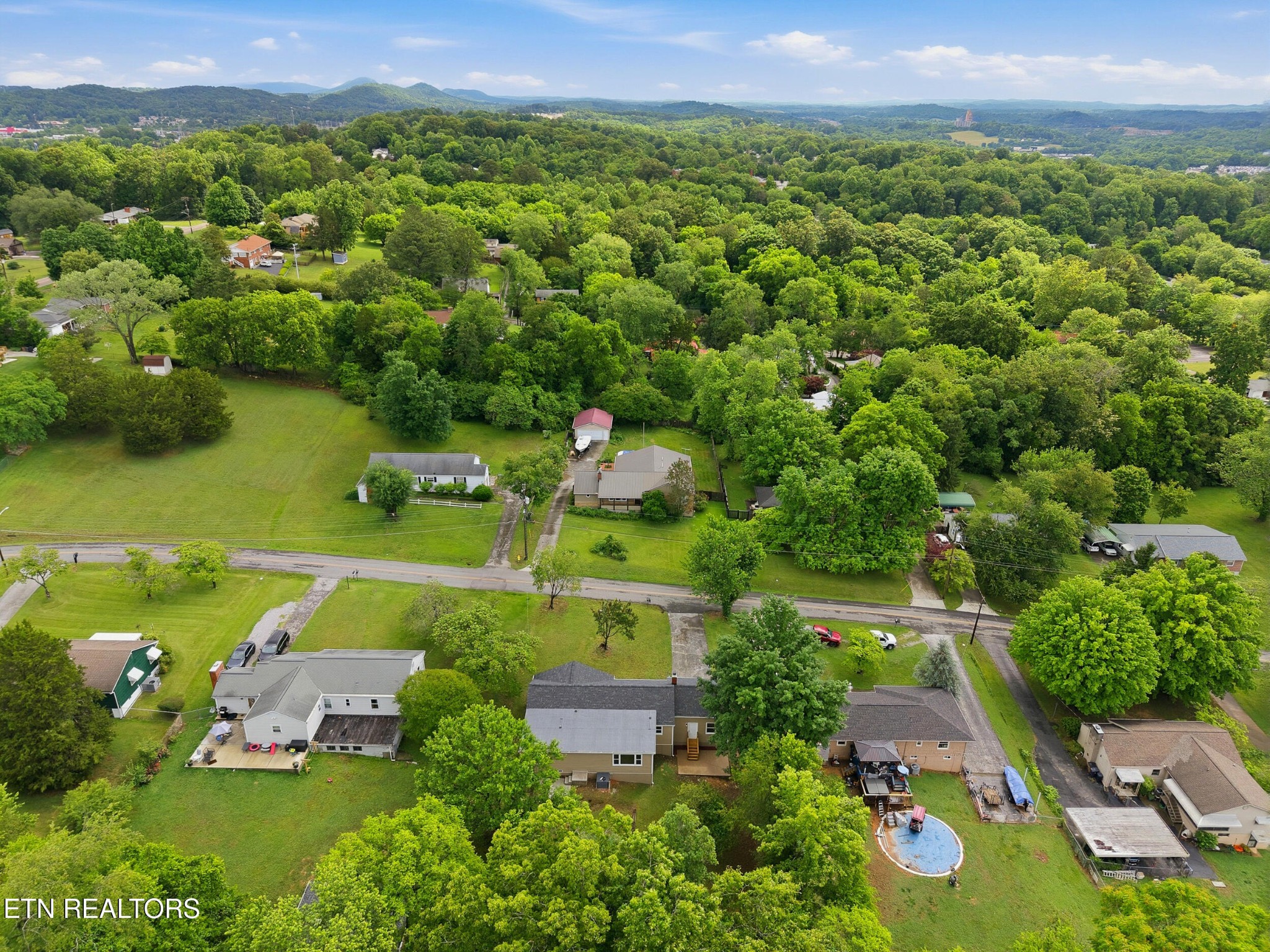 2501 Pleasant View Road Knoxville, TN 37914 - Photo 52 of 55 Gallery Image 52