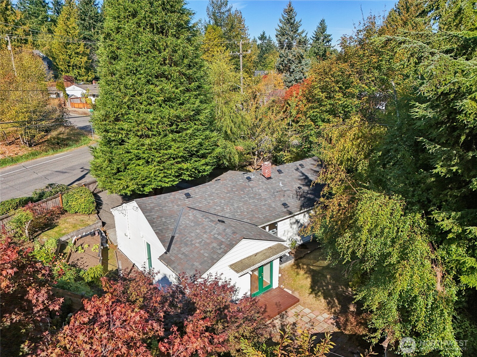 1005 Northeast 170th Street Shoreline, WA 98155 - Photo 33 of 35 an aerial view of a house with a yard