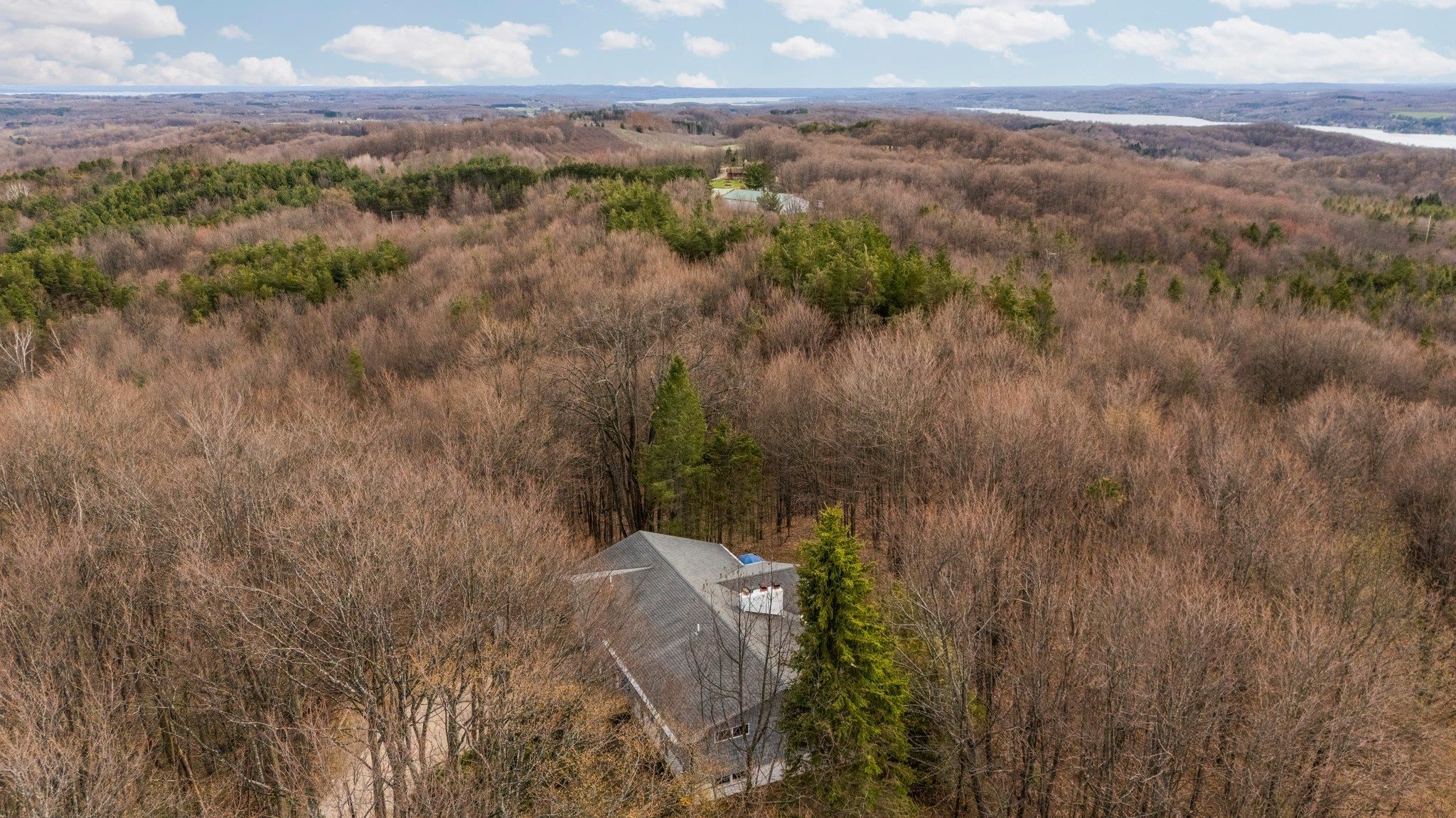 8822 Bahle Road Suttons Bay, MI 49682 - Photo 56 of 59 1933347-612e6f0c-eb5d-44ae-ac5d-c2361d5d1d43.JPG