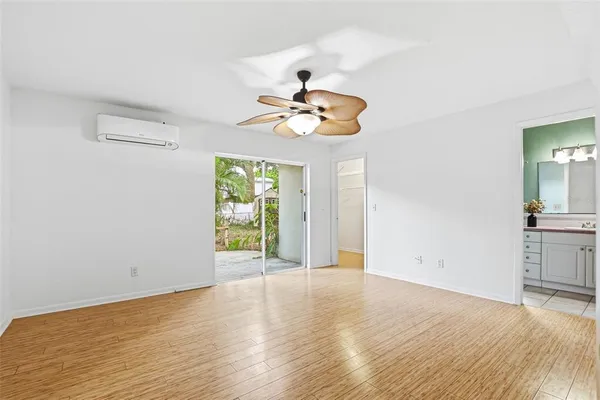 $2,800 | 2930 80th Street North, St. Petersburg, FL 33710