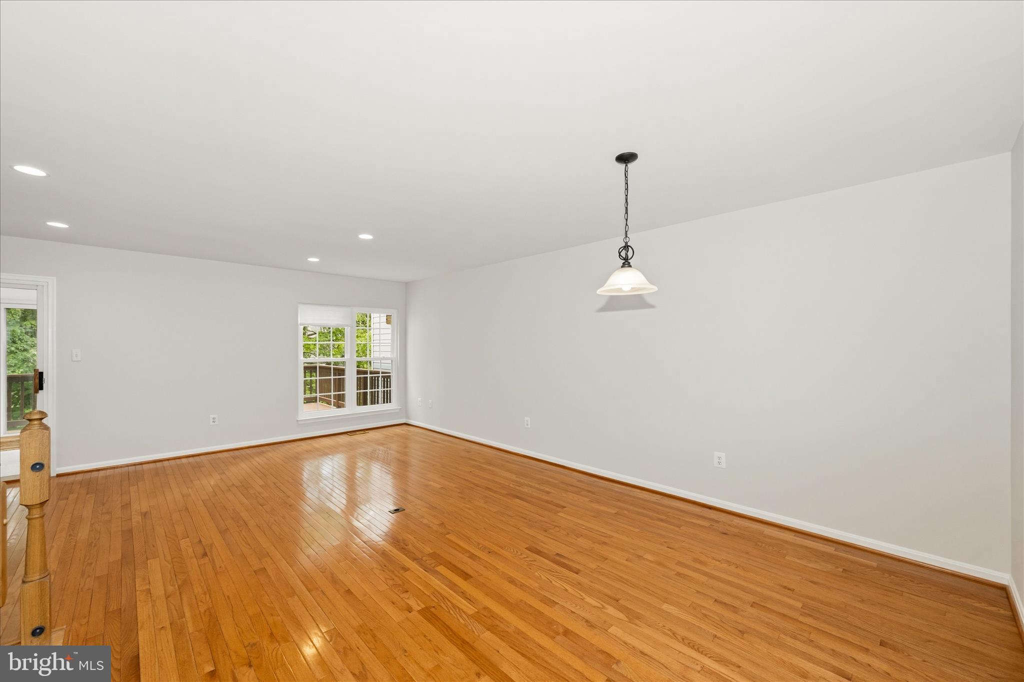 2211 Commissary Circle Odenton, MD 21113 - Photo 16 of 64 Living & Dining