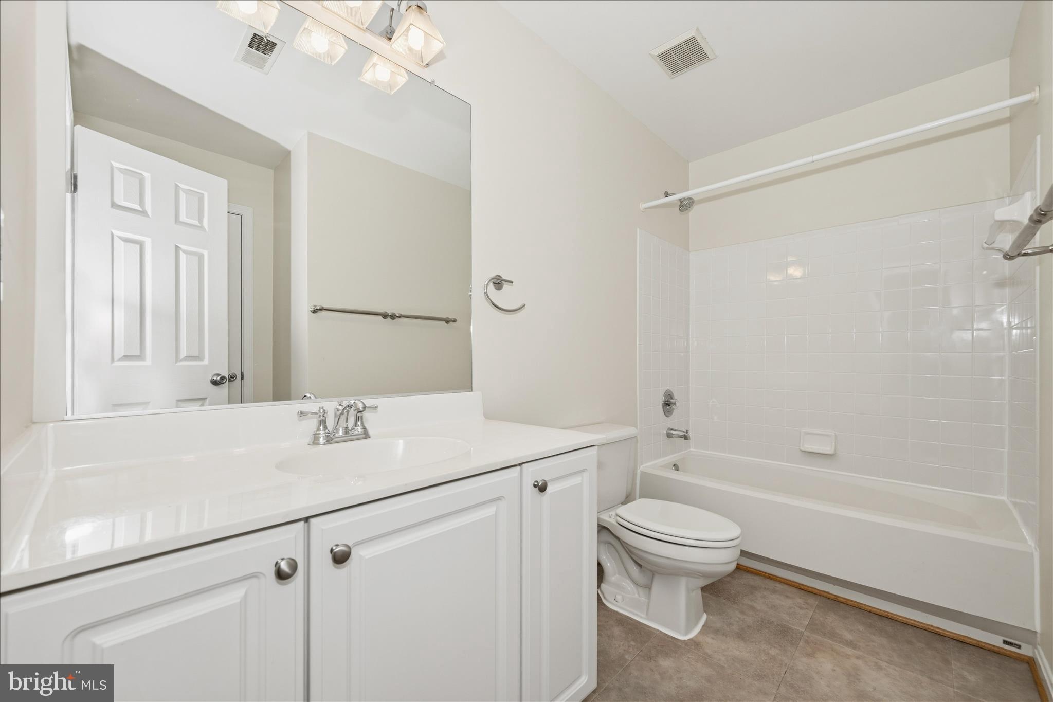 2211 Commissary Circle Odenton, MD 21113 - Photo 50 of 64 Bathroom